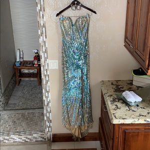 MacDuggal prom dress